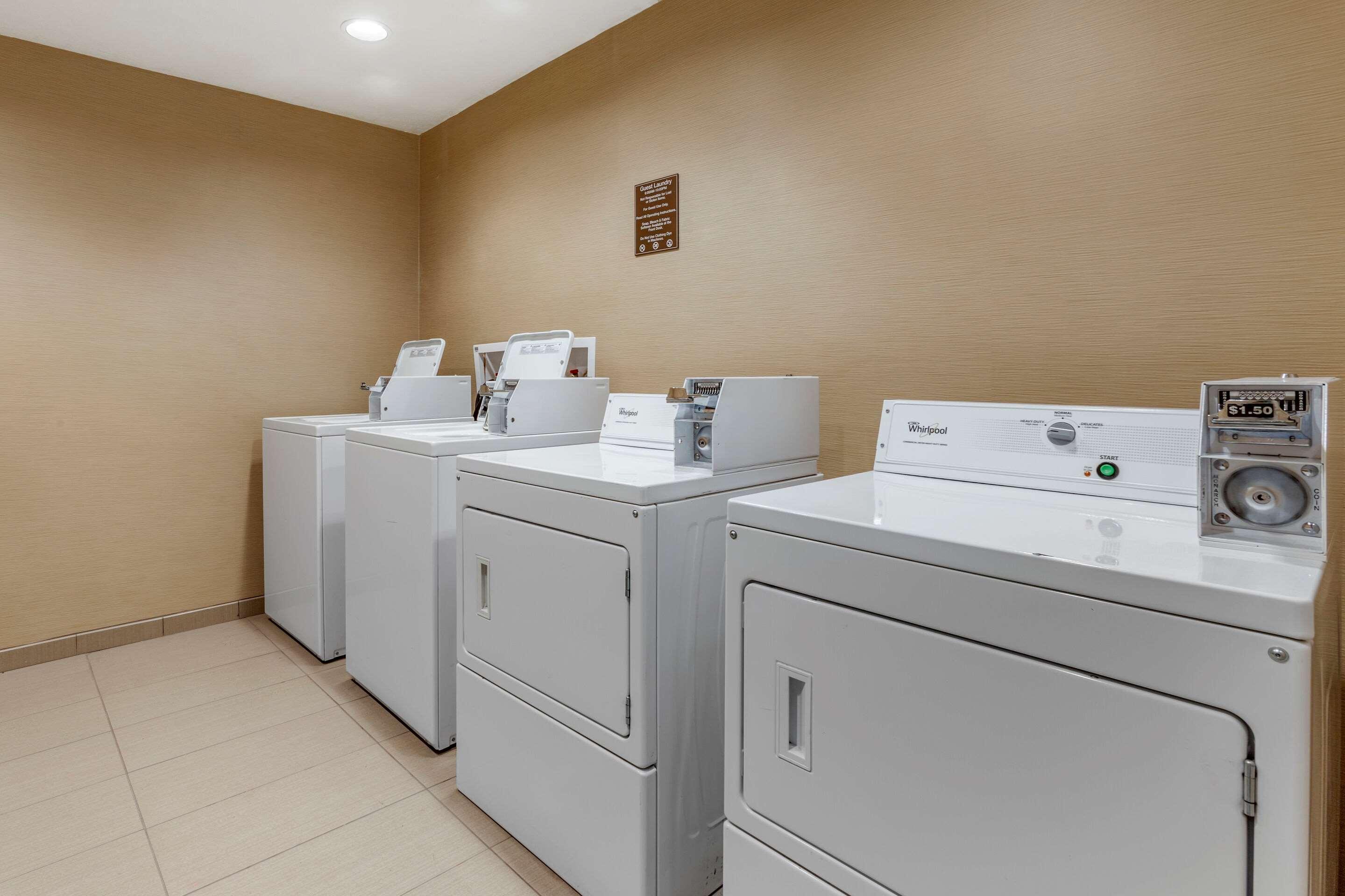Comfort Inn&suites Alamos Hotel
