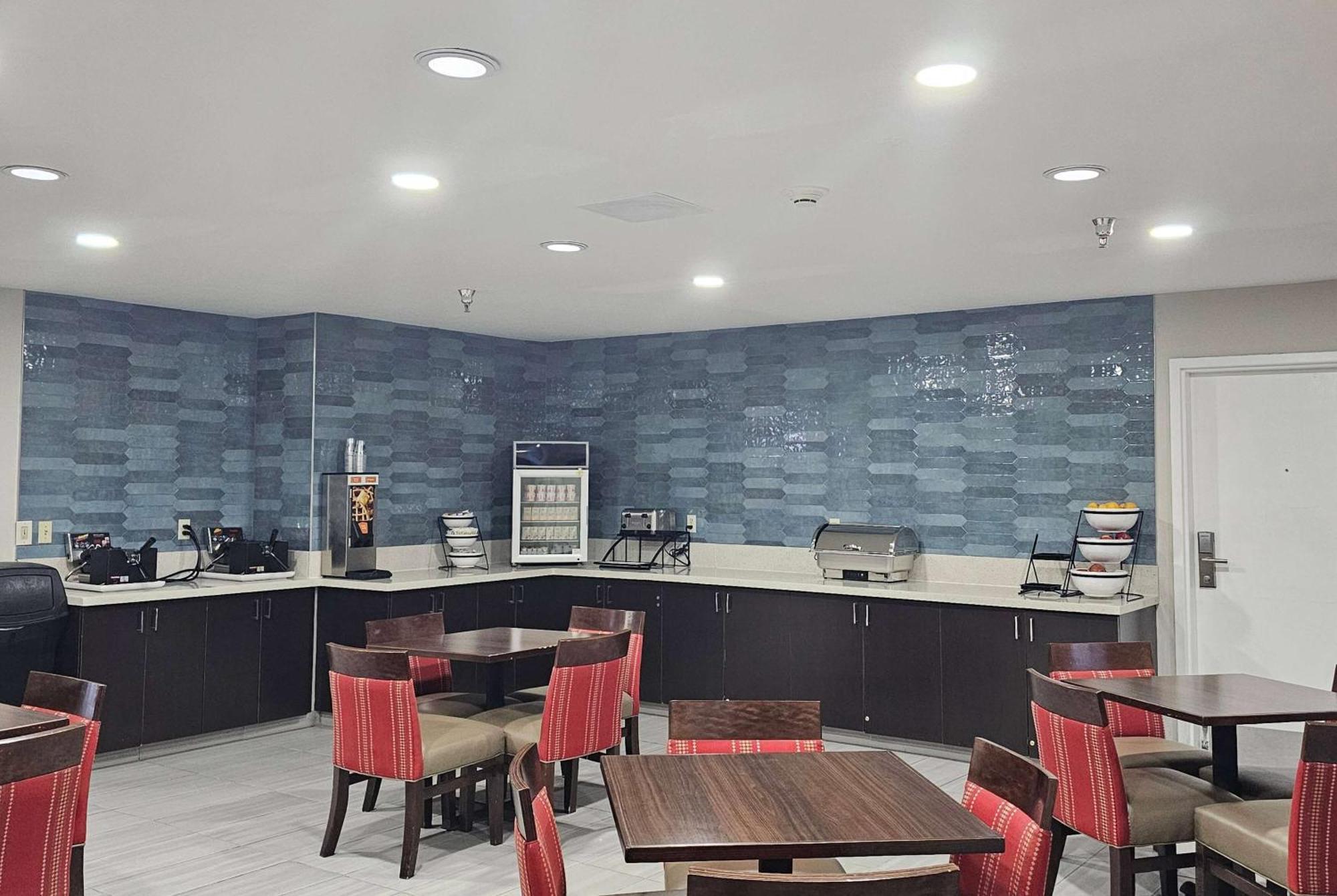 Comfort Inn&suites Alamos
