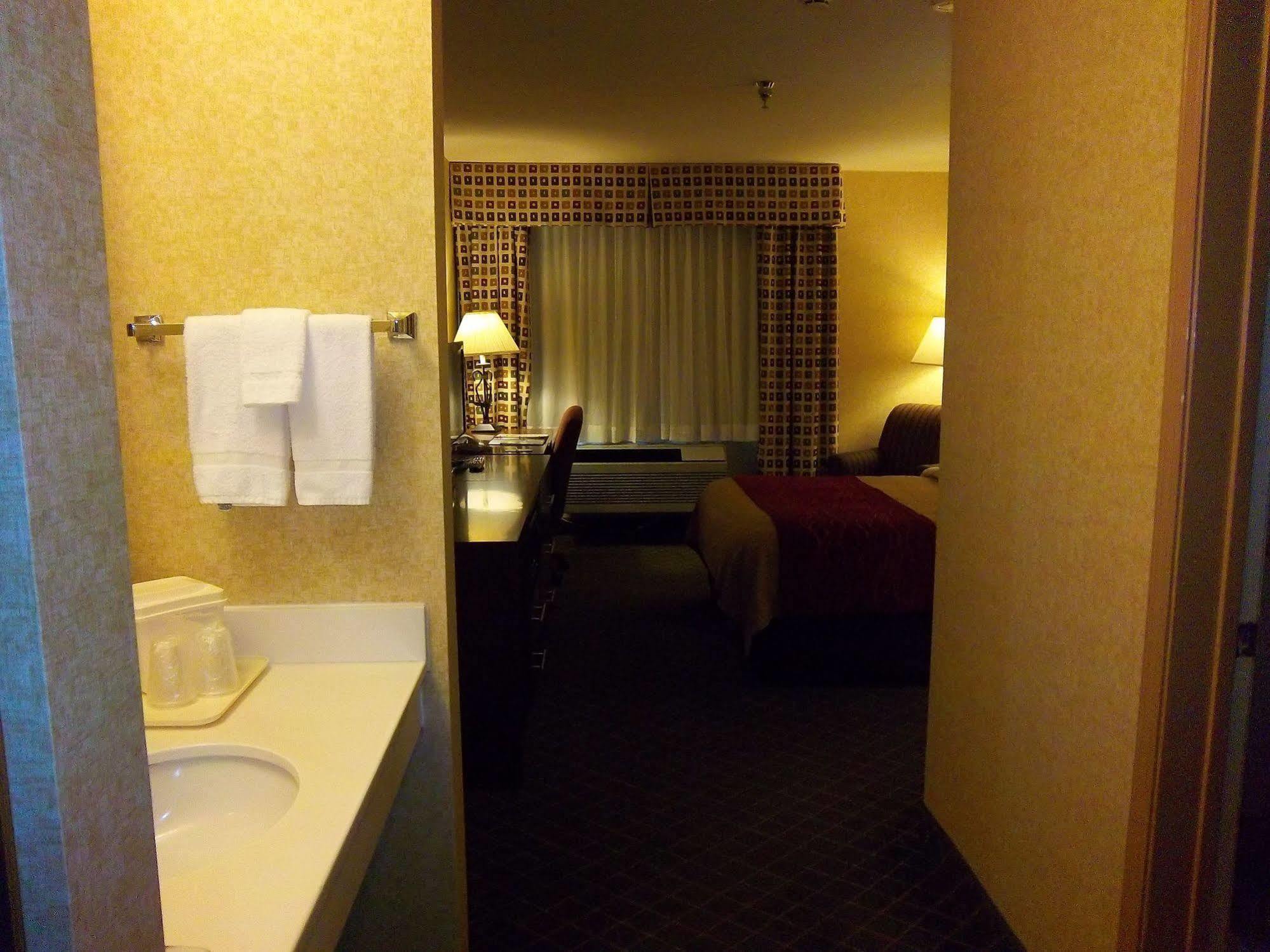 Comfort Inn&suites Alamos Hotel 3*
